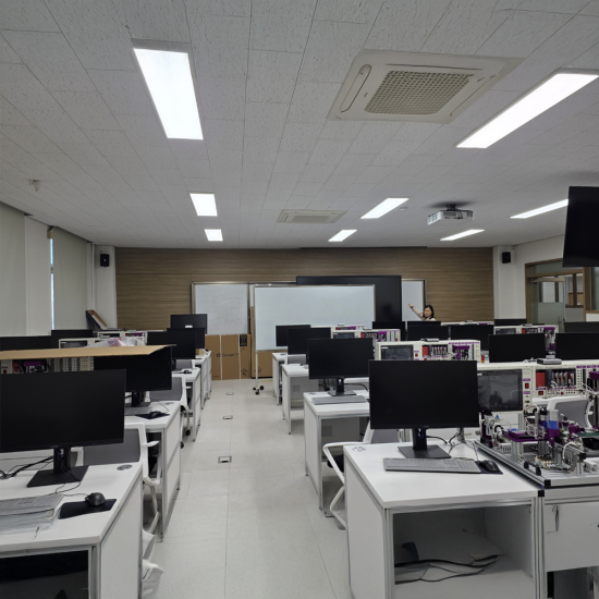 [CASE0196] 대학 강의실 음향시스템 설치시공